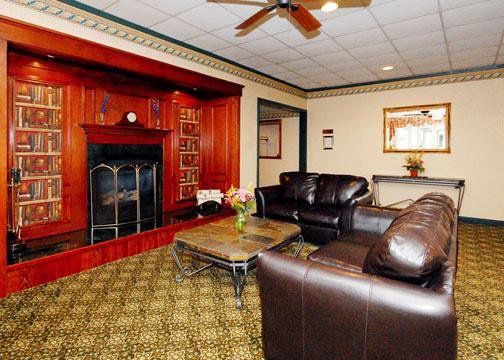 Econo Lodge Inn & Suites Augusta Interior foto